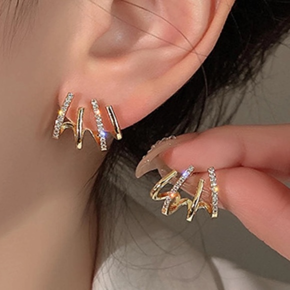 Gold tone Rhinestone Ear Cuff Earrings - Picture 3 of 4